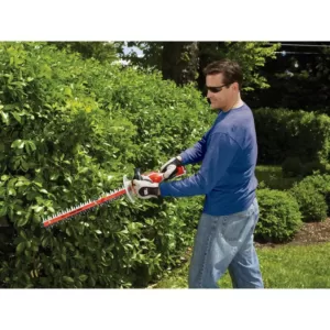 BLACK+DECKER 24 in. 40V MAX Lithium-Ion Cordless Hedge Trimmer with (1) 1.5Ah Battery and Charger Included