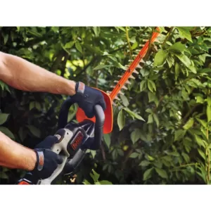 BLACK+DECKER 24 in. 60V MAX Lithium-Ion Cordless POWERCUT Hedge Trimmer with (1) 1.5Ah Battery and Charger Included