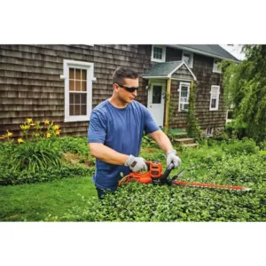 BLACK+DECKER 20 in. 3.8 Amp Corded Electric Hedge Trimmer