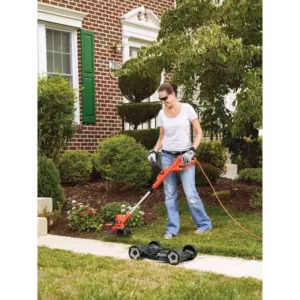 BLACK+DECKER 12 in. 6.5 Amp Corded Electric Straight Shaft Single Line 3-in-1 String Grass Trimmer/Lawn Edger/Push Mower