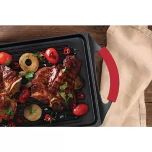 MasterPan 17 in. Cast Aluminum Nonstick Grill Pan in Black