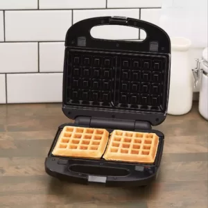 BLACK+DECKER 3-in-1 Black Morning Meal Station Waffle Maker and Grill