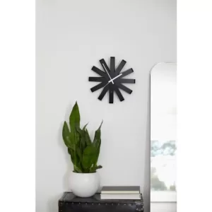 Umbra Ribbon 12 in. Black Wall Clock