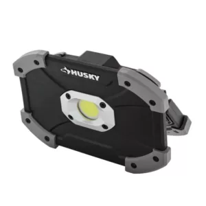 Husky 700 Lumens LED Utility Light