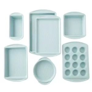 Wilton Texturra Performance 7-Piece Non-Stick Textured Bakeware Set