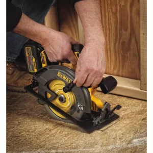 DEWALT FLEXVOLT 7-1/4 in. 24-Teeth Carbide-Tipped Circular Saw Blade