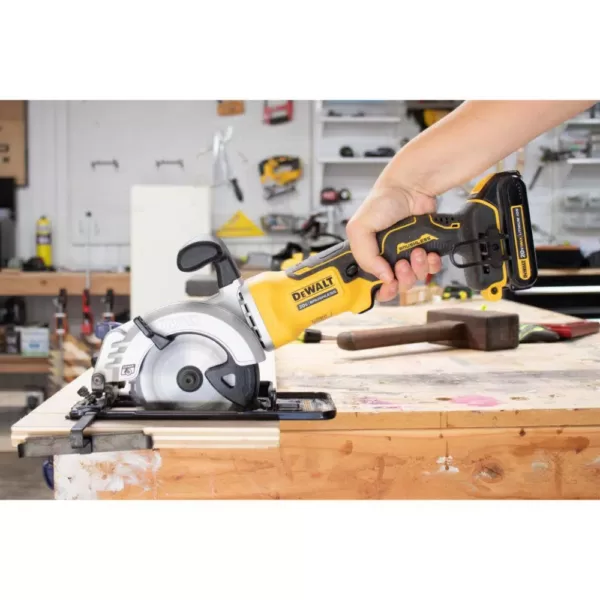 DEWALT ATOMIC 20-Volt MAX Cordless Brushless 4-1/2 in. Circular Saw with (1) 20-Volt Battery 4.0Ah