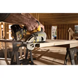 DEWALT FLEXVOLT 60-Volt MAX Cordless Brushless 7-1/4 in. Circular Saw with (2) FLEXVOLT 6.0Ah Batteries