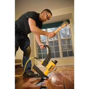 DEWALT Pneumatic 15.5-Gauge Hardwood Flooring Stapler