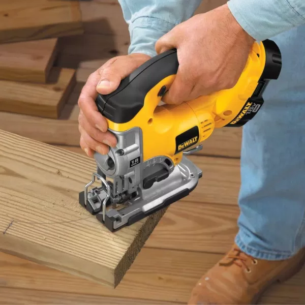 DEWALT 18-Volt Ni-Cd Cordless Jig Saw with Keyless Blade Change (Tool-Only)