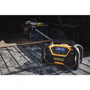 DEWALT 20-Volt MAX Compact Bluetooth Radio (Tool Only)