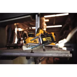 DEWALT 20-Volt MAX XR Cordless Brushless 3-1/4 in. Planer with (1) 20-Volt 2.0Ah Battery