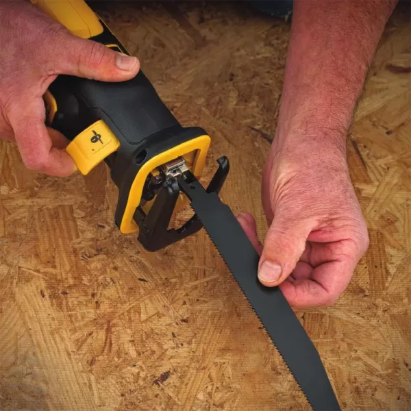 DEWALT 20-Volt MAX XR Cordless Brushless Compact Reciprocating Saw with (1) 20-Volt Battery 5.0Ah & Charger