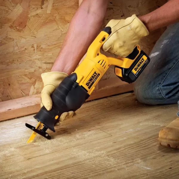 DEWALT 20-Volt MAX Cordless Reciprocating Saw with (1) 20-Volt Battery 3.0Ah