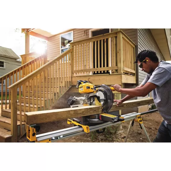 DEWALT FLEXVOLT 12 in. 60-Teeth Carbide-Tipped Miter Saw Blade