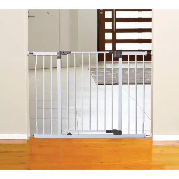 Dreambaby Liberty Extra Wide Auto-Close 30 in. H Security Gate