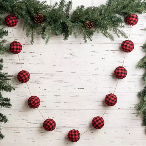 Glitzhome 6.5 ft. L Red and Black Plaid Fabric Garland