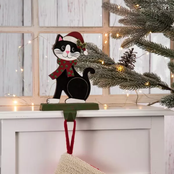 Glitzhome 7.76 in. H Wooden Metal Christmas Stocking Holder Cat