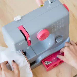 Janome Basic 10-Stitch Graceful Sewing Machine