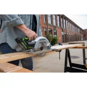 Greenworks 24-Volt Battery Cordless Brushless 7.25 in. Circular Saw Battery Not Included CR24L00