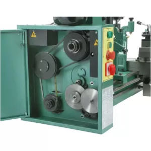 Grizzly Industrial 31 in. Combo Lathe/Mill