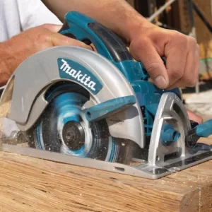 Makita 15 Amp 7-1/4 in. Lightweight Magnesium Circ Saw with bonus 3-1/2 in. 21-Degree Pneumatic Full Round Head Framing Nailer