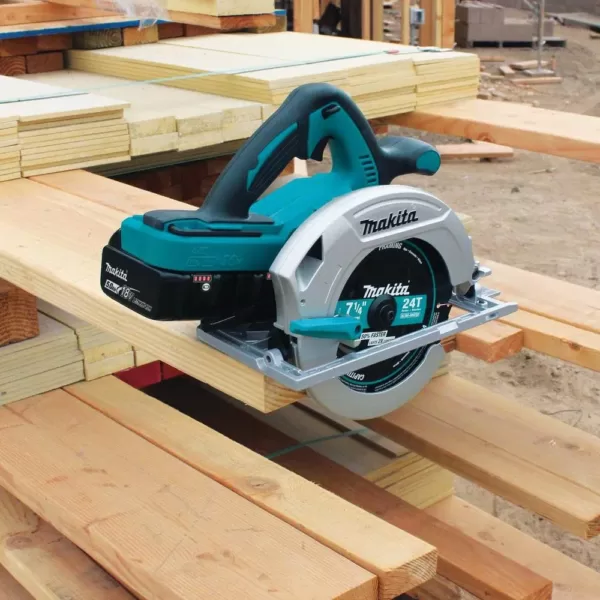 Makita 18-Volt 5.0Ah X2 LXT Lithium-Ion 36-Volt Cordless 7-1/4 in. Circular Saw Kit