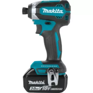 Makita 18-Volt LXT Brushless Impact Driver Kit with bonus 18-Volt LXT Lithium-Ion Cordless L.E.D. Flashlight