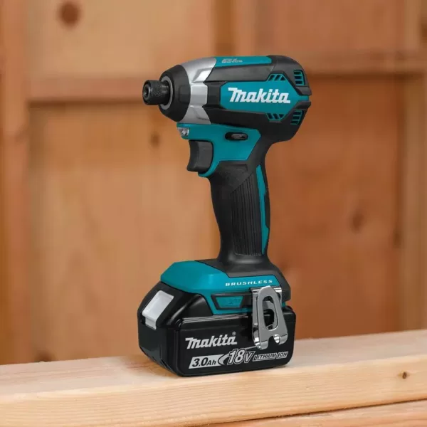 Makita 18-Volt LXT Lithium-Ion Brushless Cordless Impact Driver Kit (3.0Ah) with Impact XPS 35 Piece Impact Bit Set