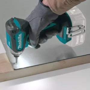 Makita 18V LXT Brushless 1/4 in. Impact Driver, 7-1/4 in. Circular Saw and Reciprocating Saw with bonus 18V LXT Starter Pack