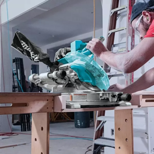 Makita 18-Volt 5.0Ah X2 LXT Lithium-Ion (36V) Brushless Cordless 10 in. Dual-Bevel Sliding Compound Miter Saw with Laser Kit