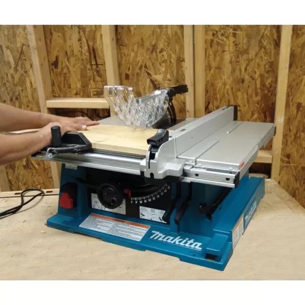 Makita 15 Amp 10 in. Corded Contractor Table Saw with 25 in. Rip Capacity and 32T Carbide Blade