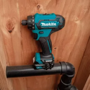 Makita 12-Volt max CXT Lithium-Ion Cordless1/4 in. Hex Screwdriver Kit, 2.0Ah