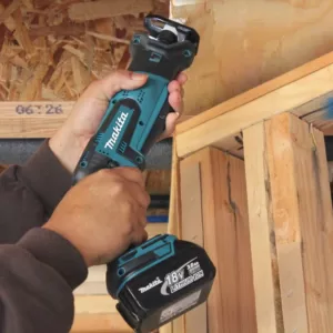 Makita 18-Volt LXT Lithium-Ion Cordless Variable Speed Lightweight Compact Reciprocating Saw with Built-in LED (Tool-Only)