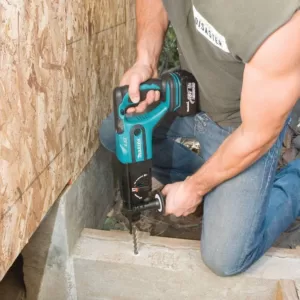 Makita 18-Volt LXT Lithium-Ion 7/8 in. Cordless SDS-Plus Concrete/Masonry Rotary Hammer Drill (Tool-Only)