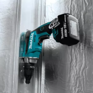 Makita 18-Volt 5.0 Ah LXT Lithium-Ion Brushless Cordless 2500 RPM Screwdriver Kit