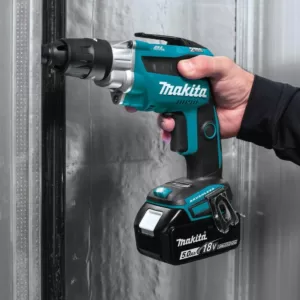 Makita 18-Volt 5.0 Ah LXT Lithium-Ion Brushless Cordless 2500 RPM Screwdriver Kit