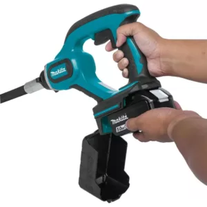 Makita 18-Voltt 5.0Ah LXT Lithium-Ion Cordless 4 ft. Concrete Vibrator Kit