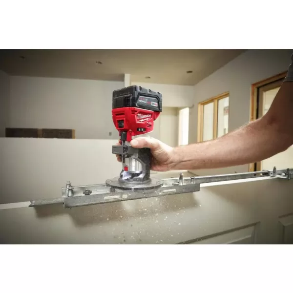 Milwaukee M18 FUEL 18-Volt Plunge Base Lithium-Ion Brushless Cordless Compact Router (Tool-Only)