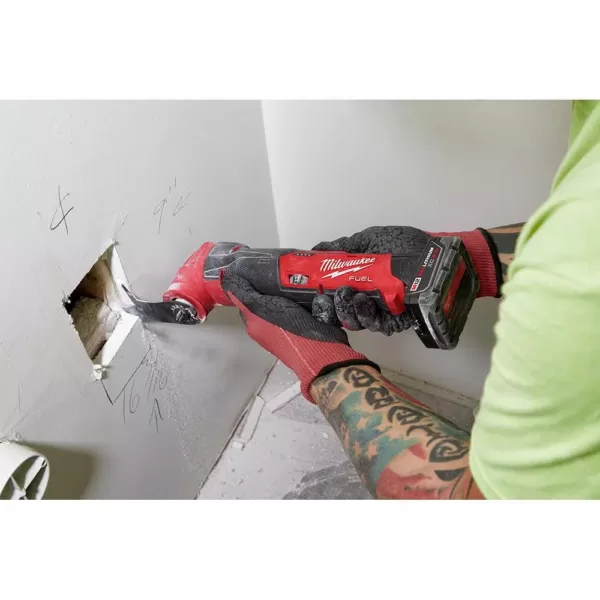 Milwaukee M12 FUEL 12-Volt Lithium-Ion Cordless Oscillating Multi-Tool with M12 2.0Ah Battery