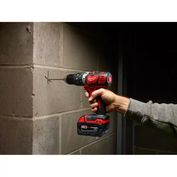 Milwaukee M18 18-Volt Lithium-Ion Cordless Combo Tool Kit (6-Tool) with Two 3.0 Ah Batteries, 1 Charger, 1 Tool Bag