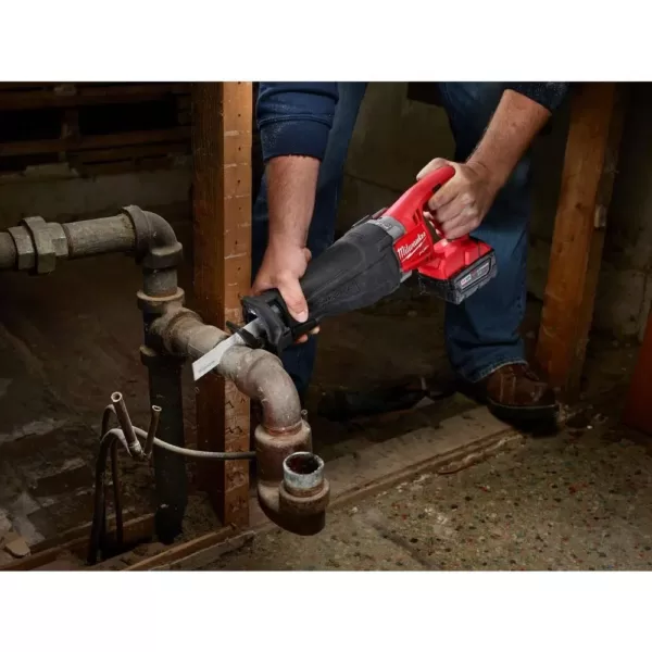 Milwaukee M18 FUEL 18-Volt Lithium-Ion Brushless Cordless SAWZALL Reciprocating Saw (Tool-Only)