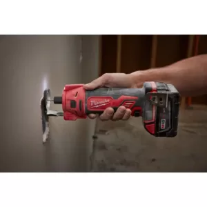 Milwaukee M18 18-Volt Lithium-Ion Cordless Dyrwall Cut Out Tool with M18 Starter Kit with One 5.0Ah Battery and Charger