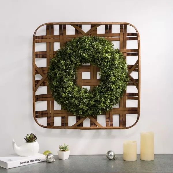 Glitzhome 18 in. Dia Boxwood Wreath with 24 in. L Bamboo Basket