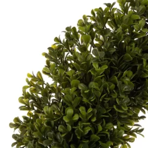 Glitzhome 18 in. D Artificial Boxwood Wreath