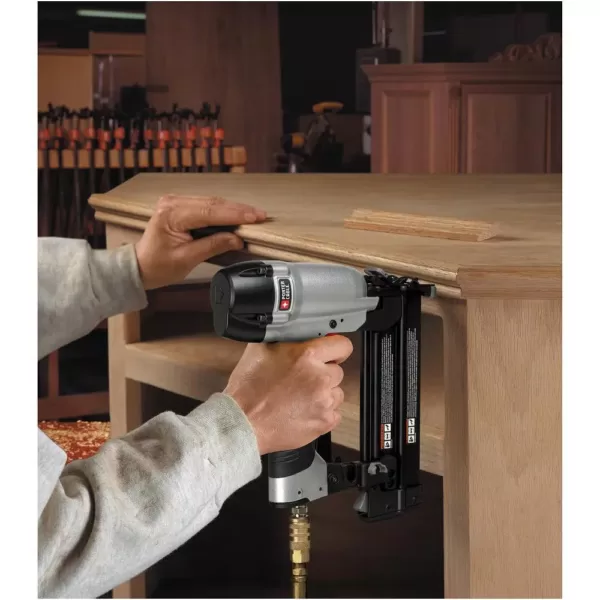 Porter-Cable 18-Gauge Pneumatic Brad Nailer Kit