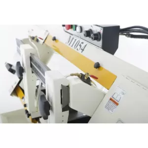 Shop Fox 10 in. x 18 in. Metal Cutting Bandsaw