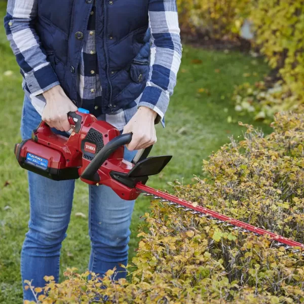 Toro Flex-Force 24 in. 60-Volt Max Lithium-Ion Cordless Hedge Trimmer - 2.5 Ah Battery and Charger Included