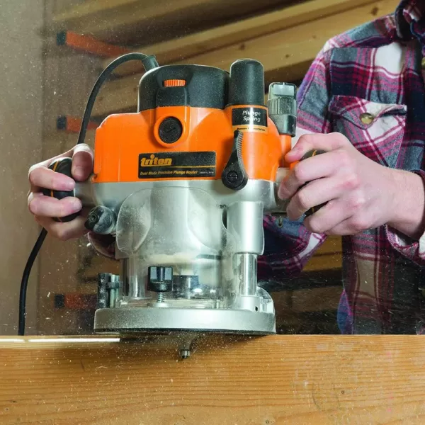 Triton 110-Volt 3.25 HP Precision Dual Mode Router with Plunge