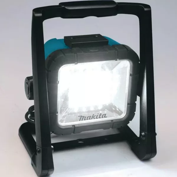 Makita 18-Volt LXT Lithium-Ion Cordless/Corded LED Flood Light